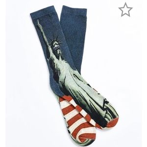 F*k Off Statue Socks